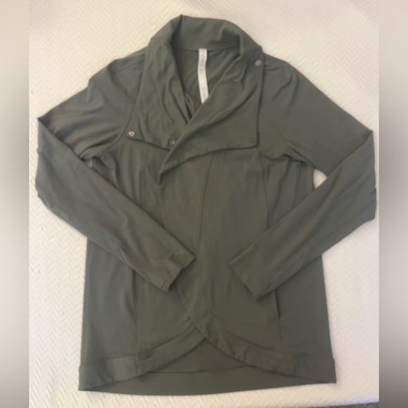 Lululemon Rulu Rally Wrap - Picture 4 of 14